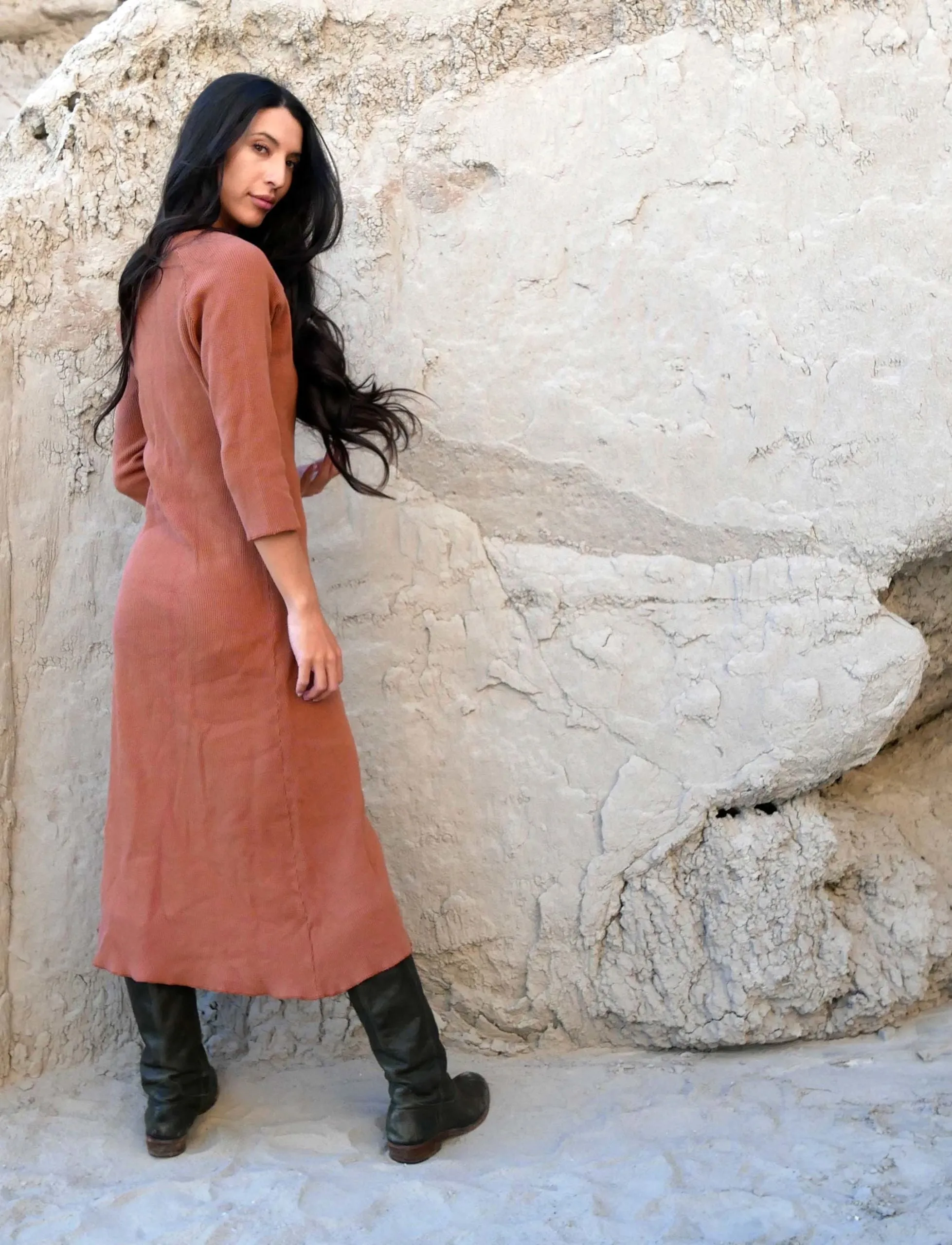 Ritual RAGLAN Sleeve Simplicity Below Knee Dress