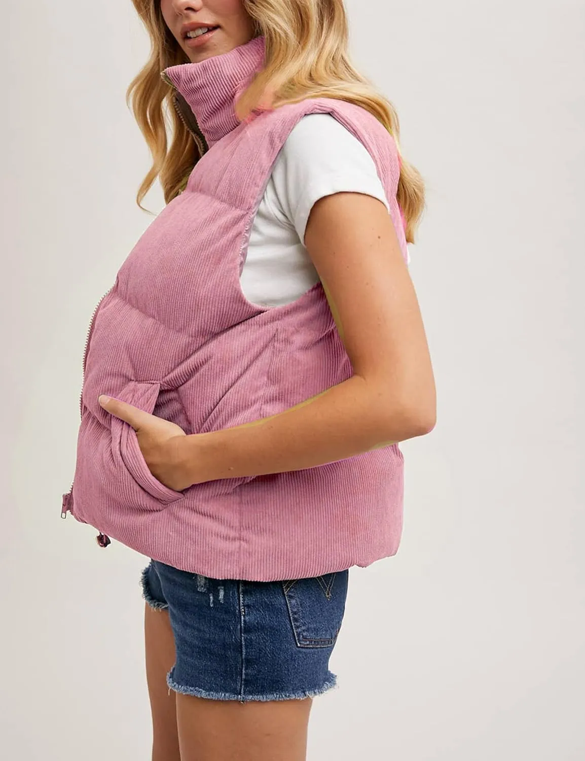 Women Quilted Puffer Vest Corduroy Sleeveless Jacket Zip Up Stand collar Lightweight Outerwear with Pocket 2025 Trendy